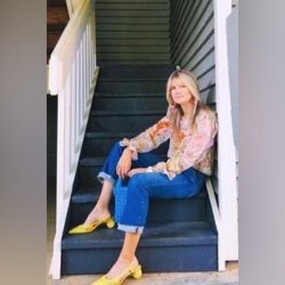 NWT Beulah floral blouse ruffled and romantic various sizes 💝 - Picture 1 of 15